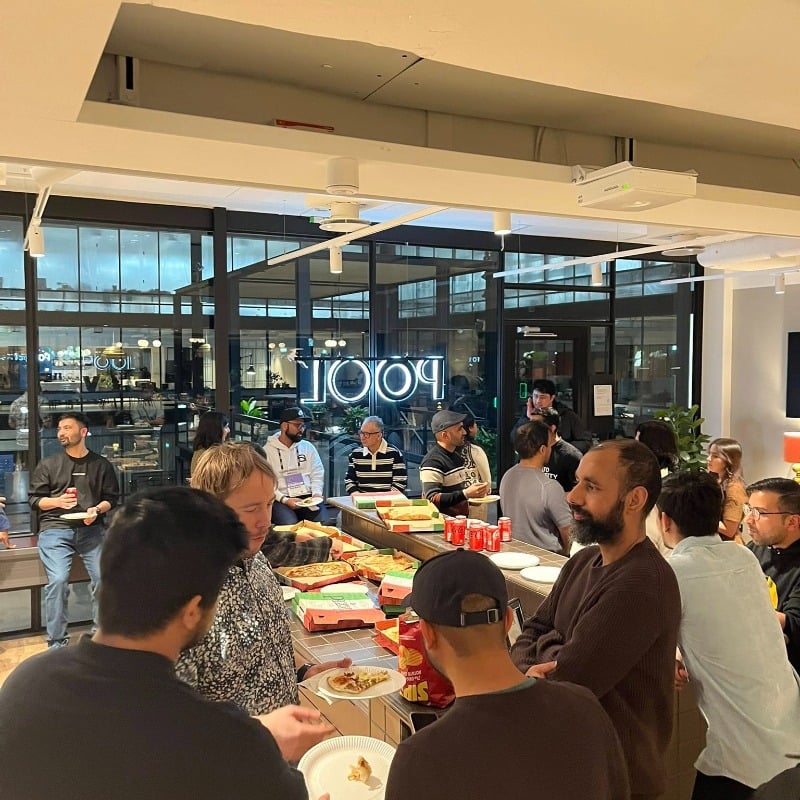 Media 16424734-e5b2-40a0-8fca-2190f53e804e